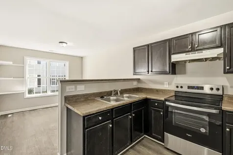 644 Coleman Street Raleigh NC 27610