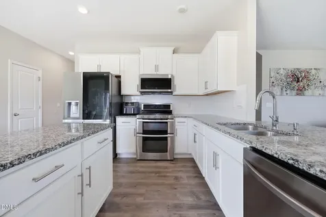 1020 Broadlands Way Graham NC 27253