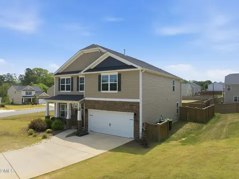 1020 Broadlands Way Graham NC 27253