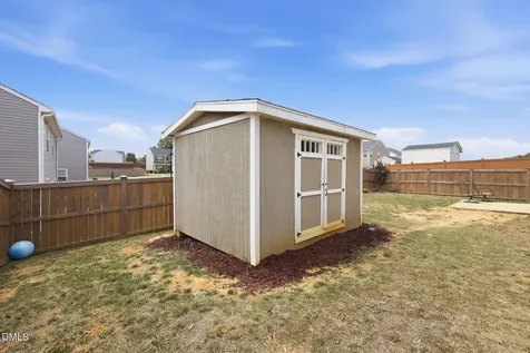1020 Broadlands Way Graham NC 27253
