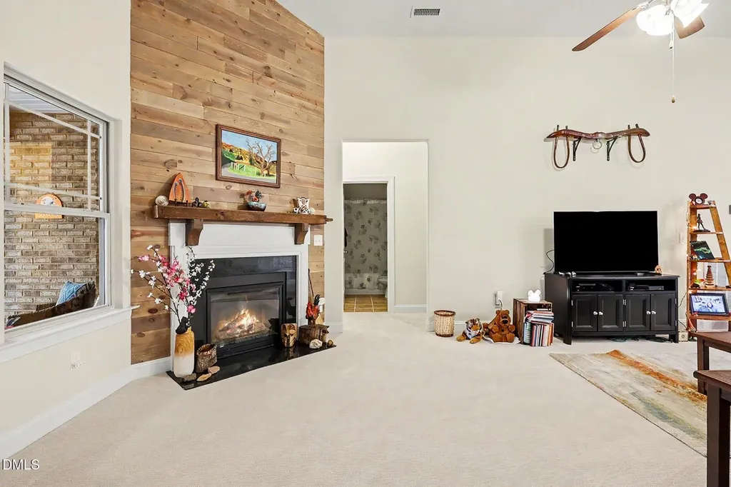 608 Sippihaw Oaks Drive Fuquay Varina NC 27526