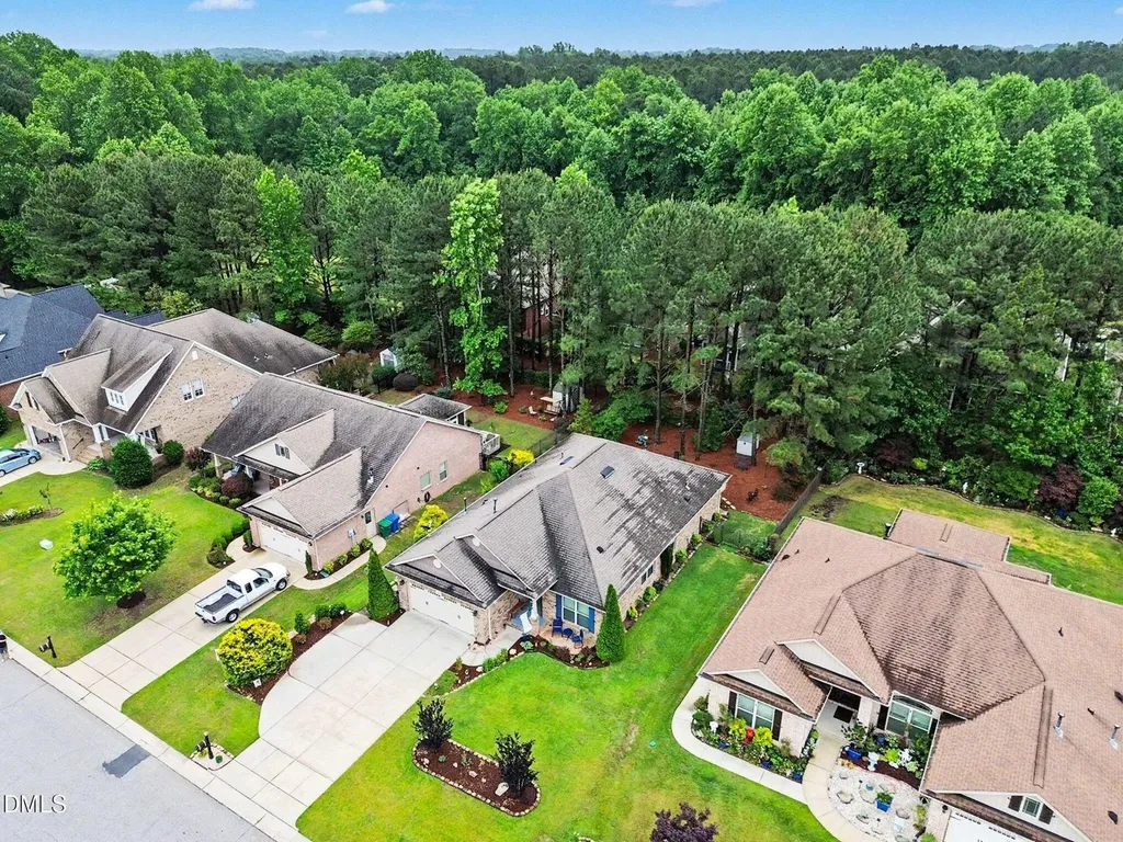 608 Sippihaw Oaks Drive Fuquay Varina NC 27526