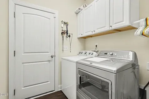 608 Sippihaw Oaks Drive Fuquay Varina NC 27526
