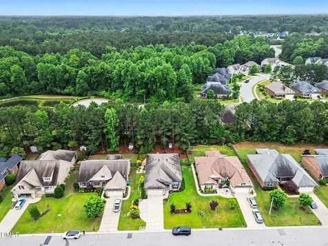 608 Sippihaw Oaks Drive Fuquay Varina NC 27526