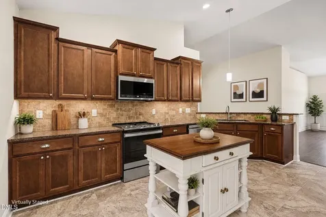 608 Sippihaw Oaks Drive Fuquay Varina NC 27526