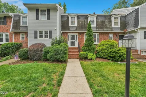 918 Hampshire Court Cary NC 27511