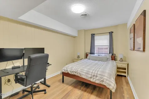 918 Hampshire Court Cary NC 27511