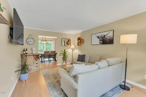 918 Hampshire Court Cary NC 27511