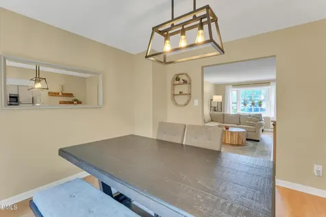 918 Hampshire Court Cary NC 27511