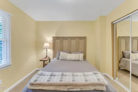 918 Hampshire Court Cary NC 27511
