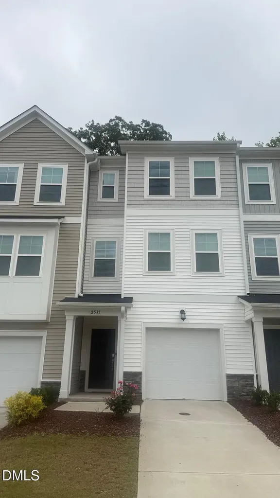 2533 Chert Lane Raleigh NC 27610