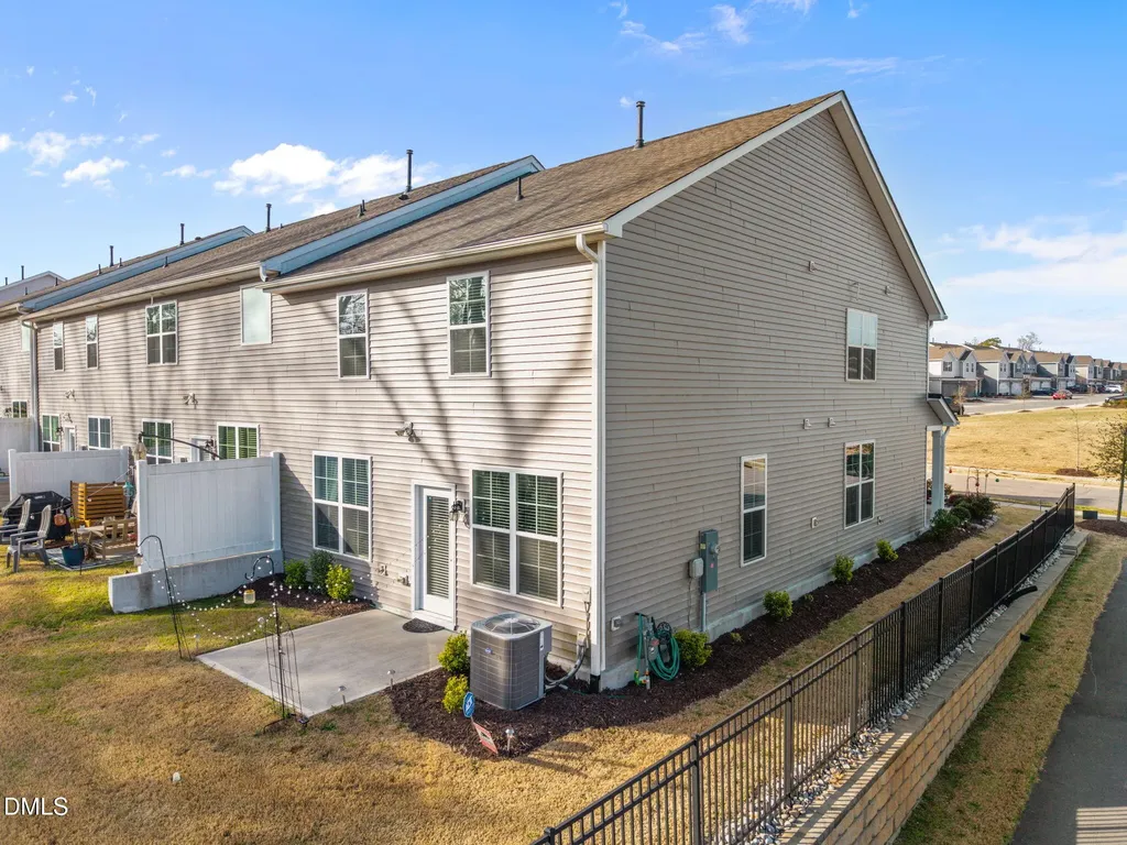 2220 Sugar Cone Way Fuquay Varina NC 27526