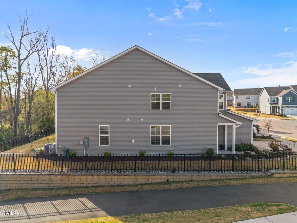 2220 Sugar Cone Way Fuquay Varina NC 27526