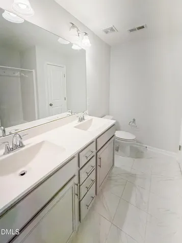 1105 Little Gem Lane Apex NC 27523