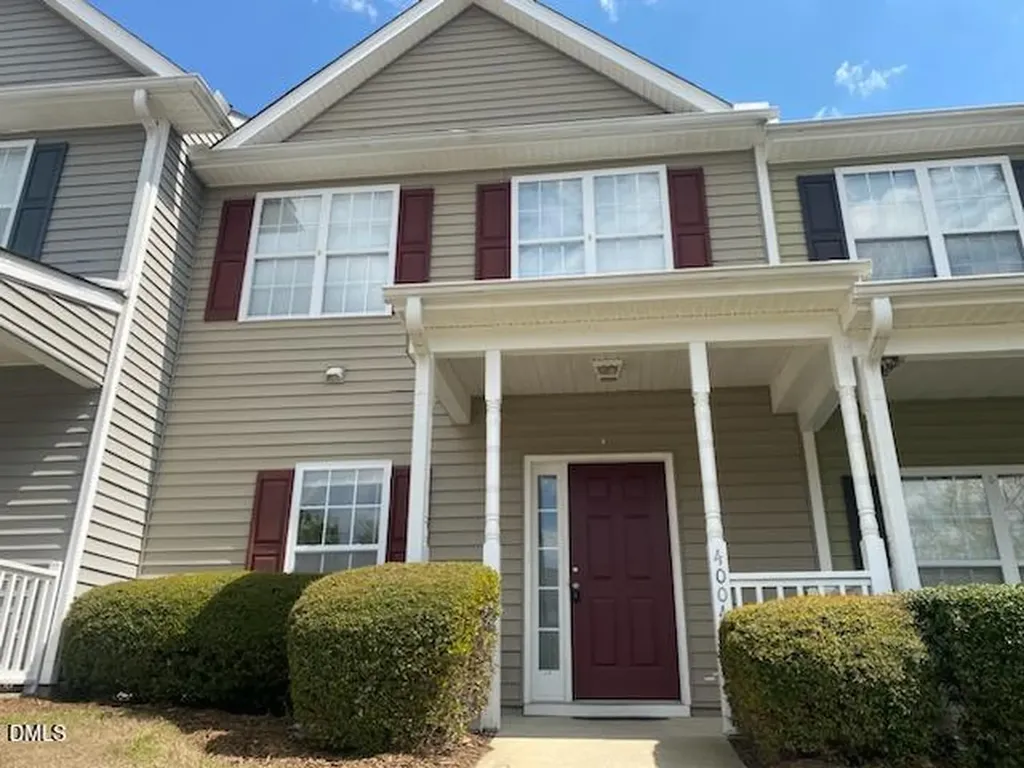 4004 Volkswalk Place Raleigh NC 27610