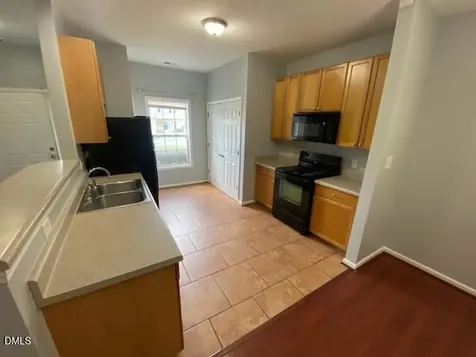 4004 Volkswalk Place Raleigh NC 27610