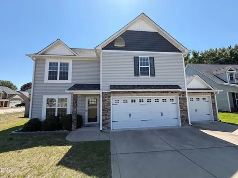 1805 Shady Knoll Lane Fayetteville NC 28314