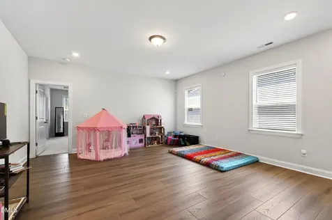 125 Fairport Lane Apex NC 27539