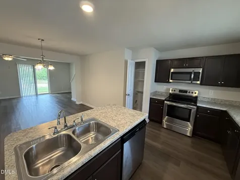 1063 Peony Lane Youngsville NC 27596