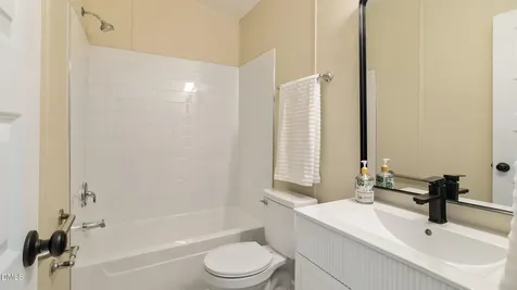 1429 Country Pond Lane Willow Springs NC 27592