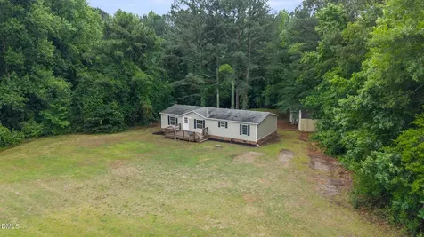 1429 Country Pond Lane Willow Springs NC 27592