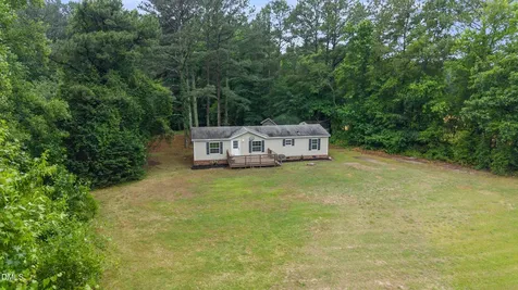 1429 Country Pond Lane Willow Springs NC 27592