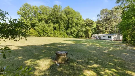 1429 Country Pond Lane Willow Springs NC 27592