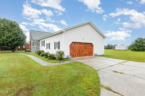 128 Linda Street Princeton NC 27569