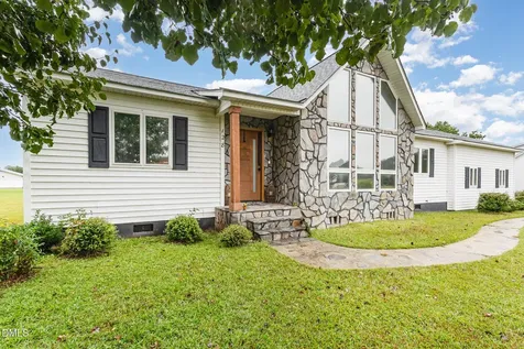 128 Linda Street Princeton NC 27569