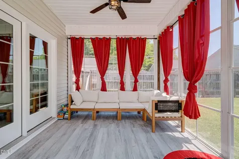 211 W Lewis Street Four Oaks NC 27524