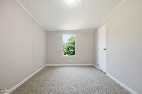 733 Lemay Lane Henderson NC 27537