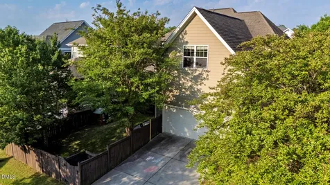 94 Harlow Bend Chapel Hill NC 27516