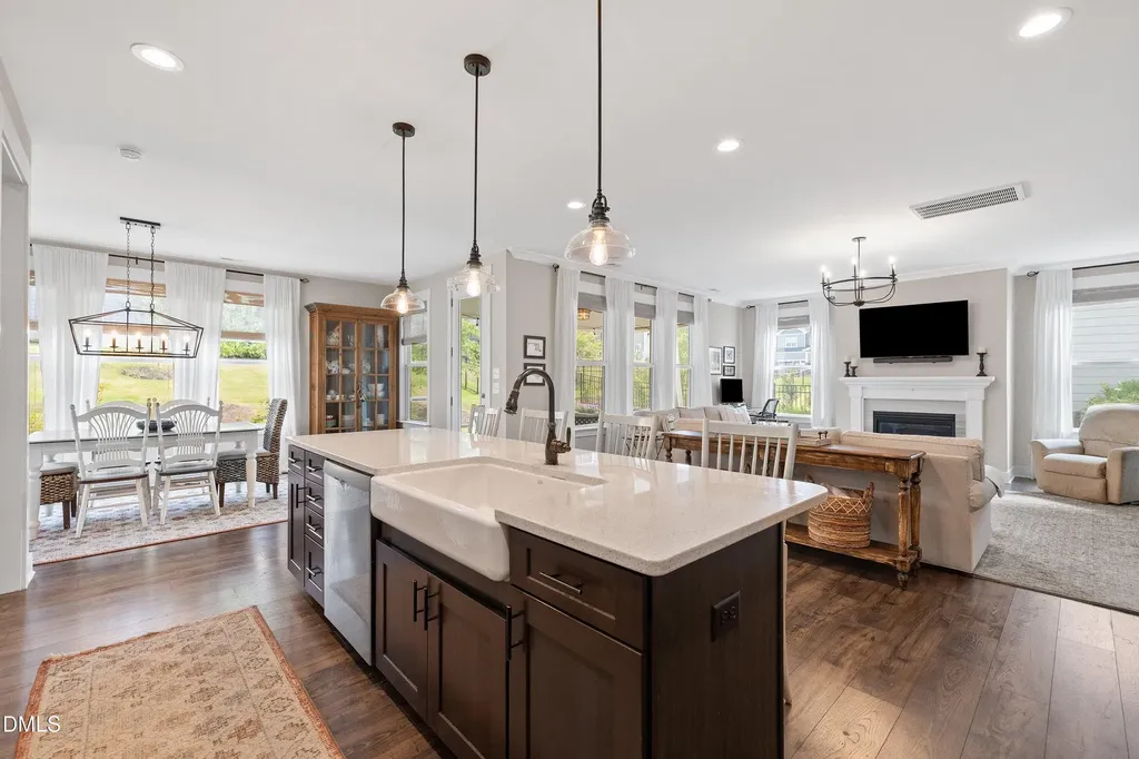 2025 Hay House Avenue Wake Forest NC 27587