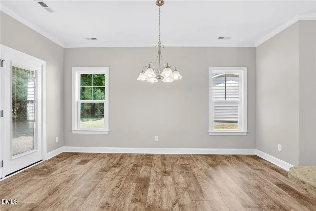706 S Pollock Street Selma NC 27576