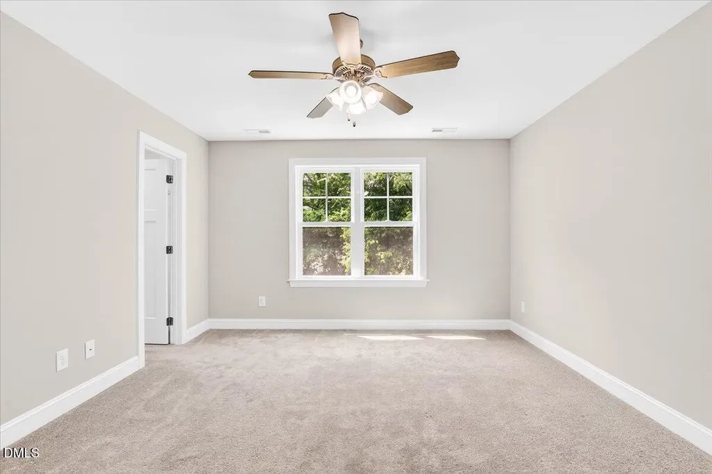 706 S Pollock Street Selma NC 27576