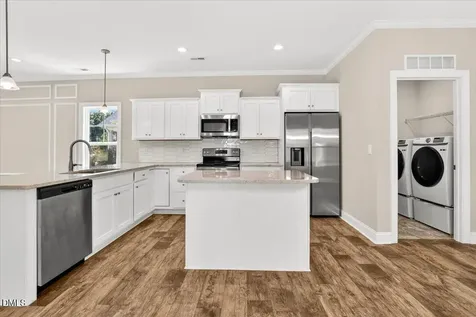 706 S Pollock Street Selma NC 27576