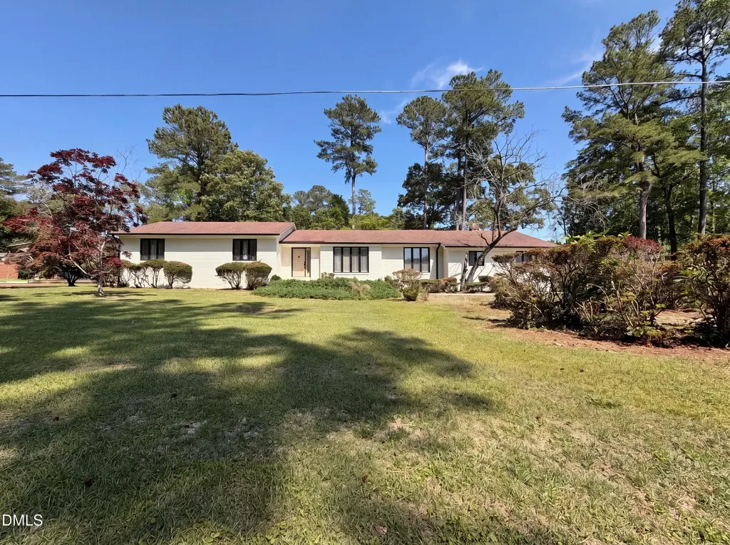 108 Oak Street Pine Level NC 27568