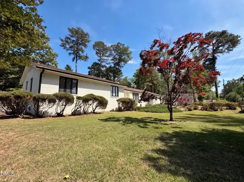 108 Oak Street Pine Level NC 27568