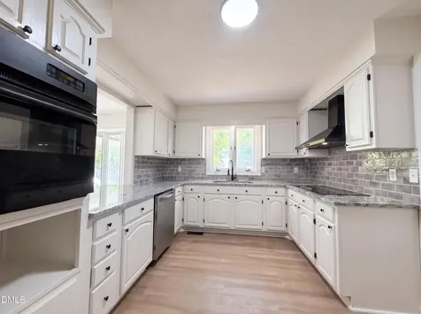 108 Oak Street Pine Level NC 27568