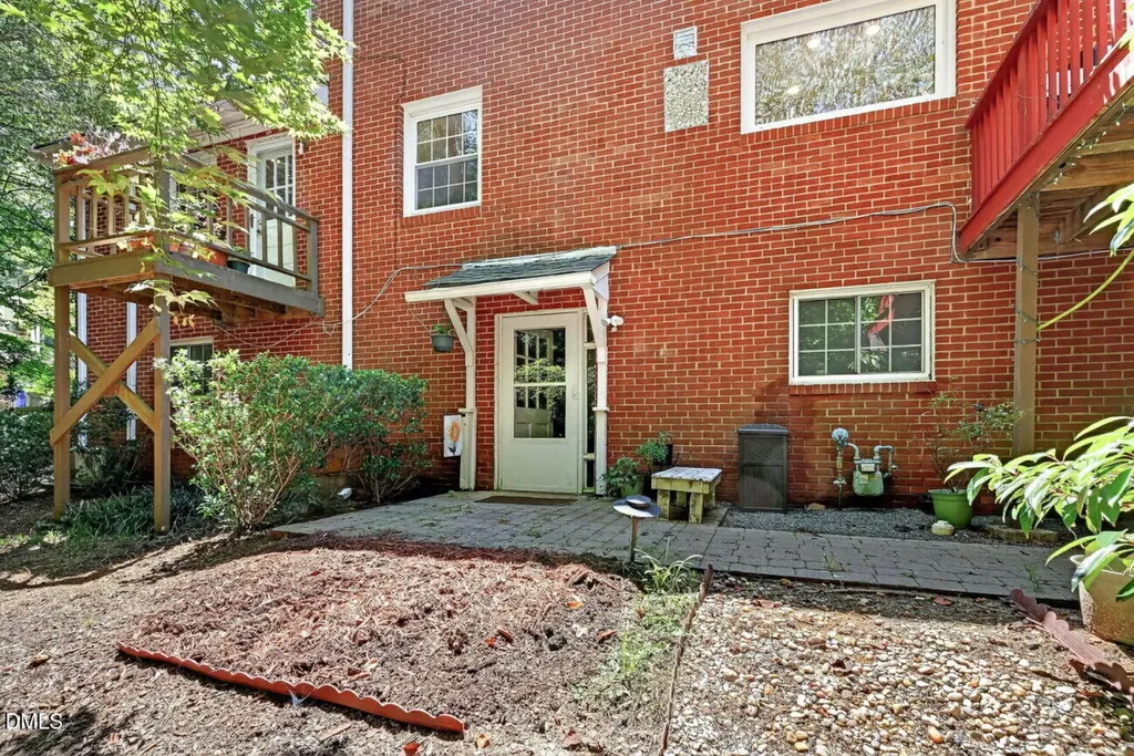 324 Glendale Drive Chapel Hill NC 27514