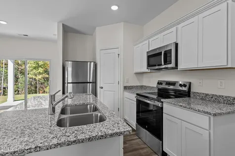 1531 Pond Overlook Nashville NC 27856