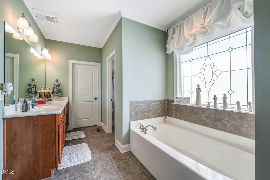 94 Hill Row Lane Clayton NC 27527