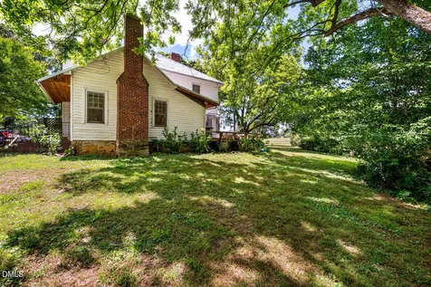 8262 Nc-87 Snow Camp NC 27349