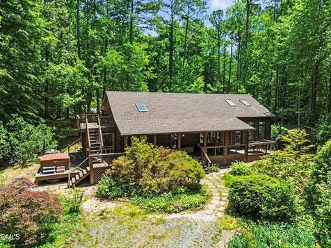118 Crows Creek Road Pittsboro NC 27312