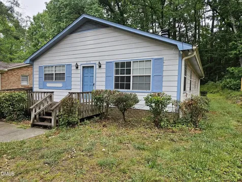 2719 Shaftsbury Street Durham NC 27704