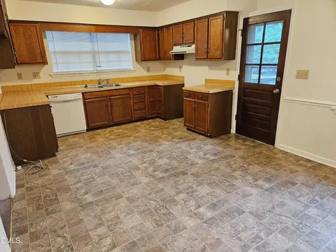 2719 Shaftsbury Street Durham NC 27704