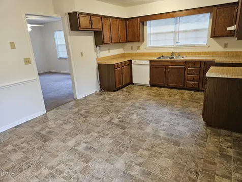 2719 Shaftsbury Street Durham NC 27704