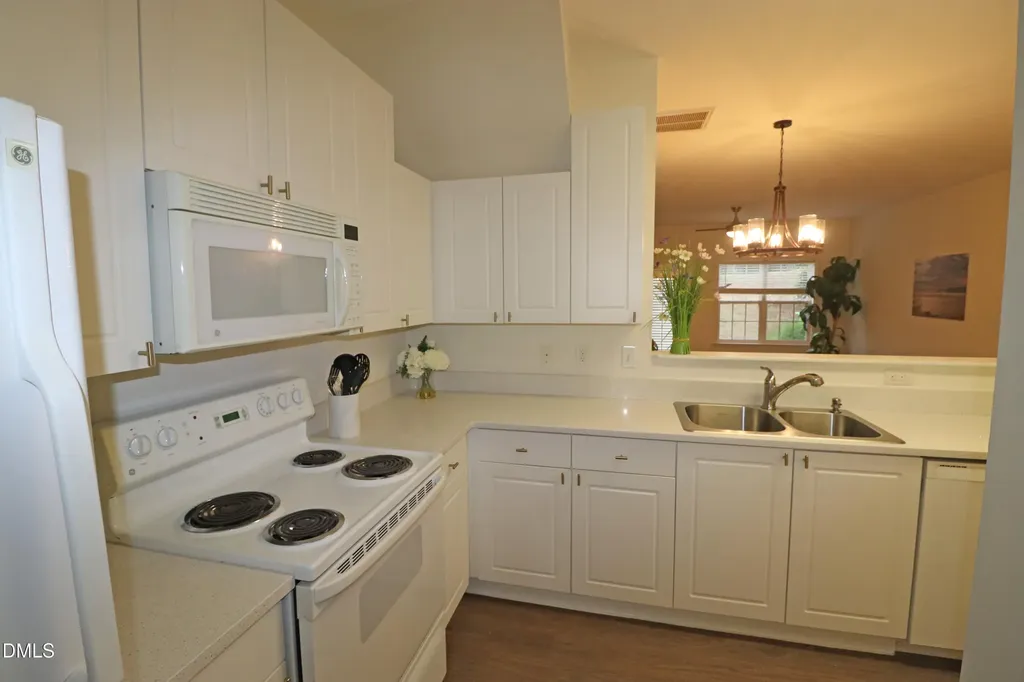 2332 Persimmon Ridge Drive Raleigh NC 27604