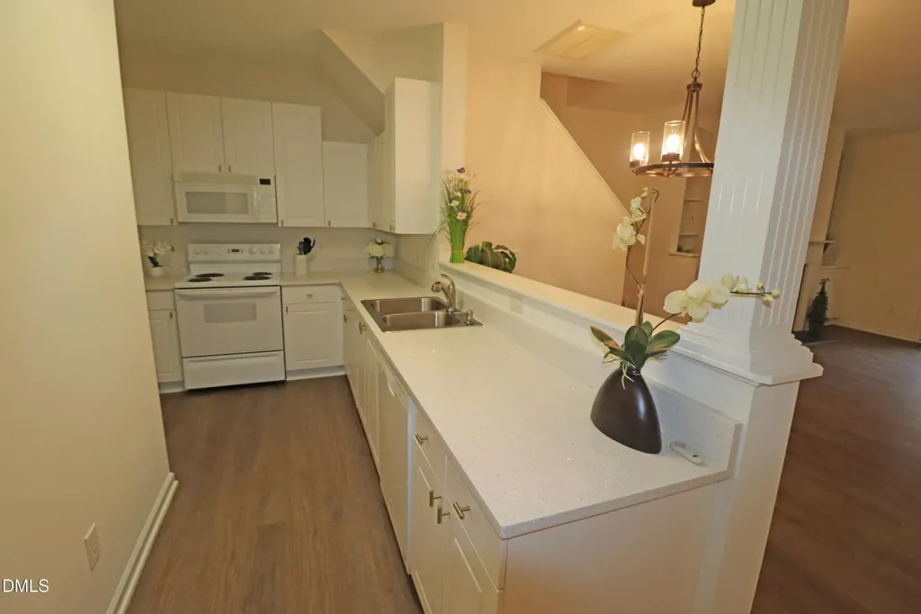 2332 Persimmon Ridge Drive Raleigh NC 27604