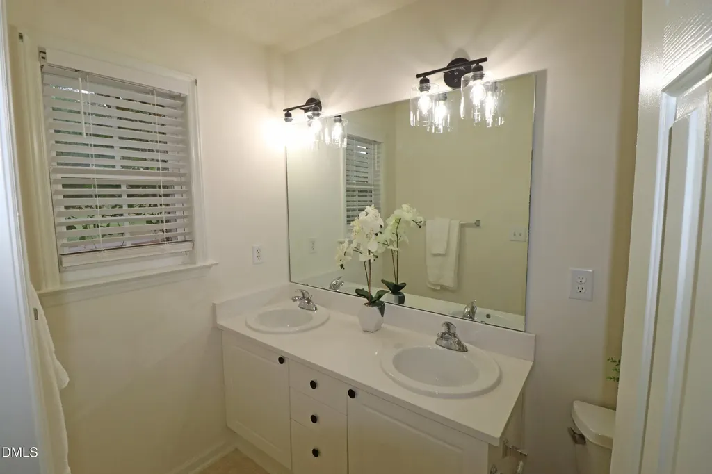2332 Persimmon Ridge Drive Raleigh NC 27604
